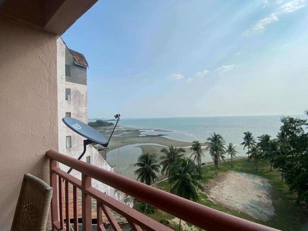 Paradise Lagoon Apartment South Port Dickson Exteriör bild
